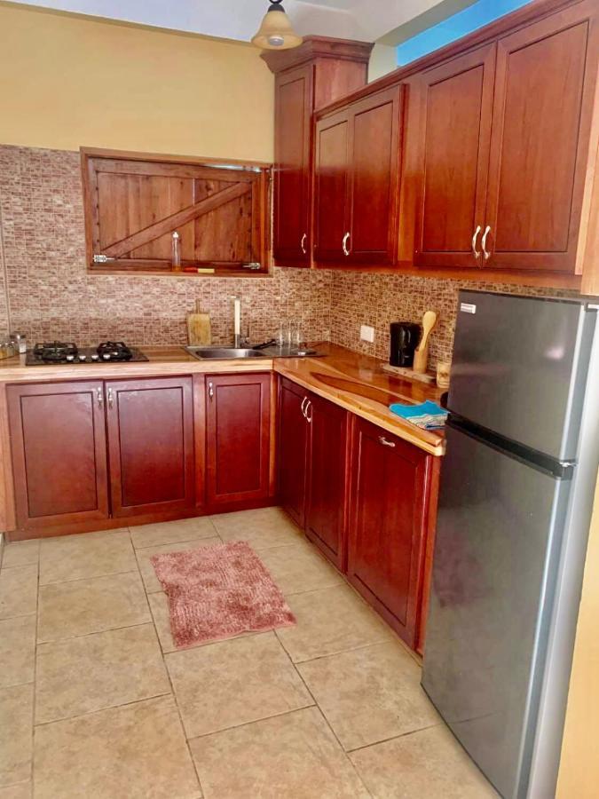 Orchid Resort Ltd Guillet Экстерьер фото