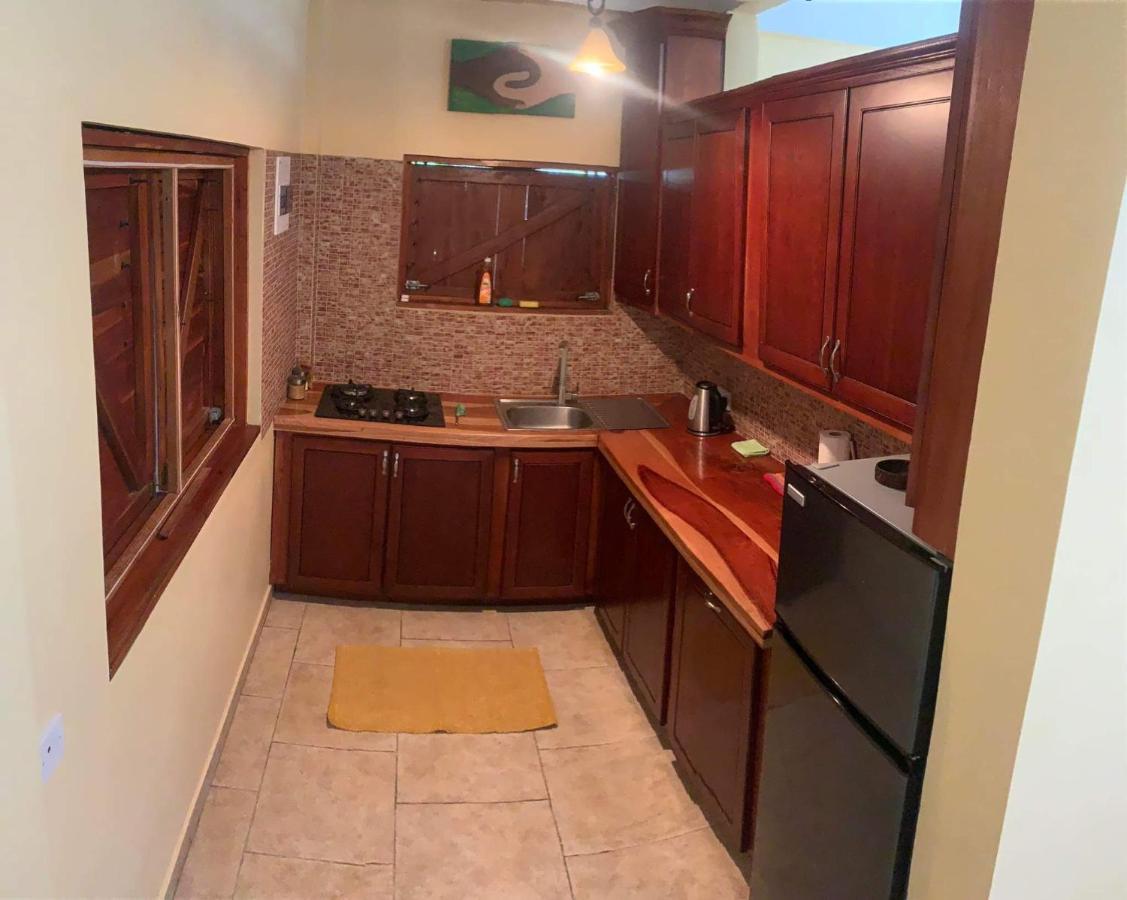 Orchid Resort Ltd Guillet Экстерьер фото